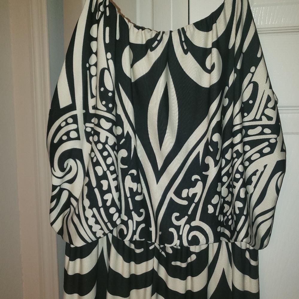 Jumpsuit - Picture 2 of 3